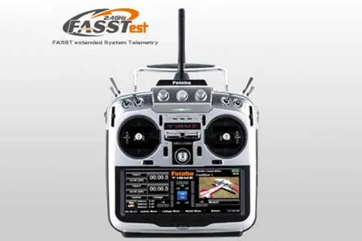 フタバ　18MZ （18ch-2.4GHz モデル） ヘリコプター用 T/Rセット　00008375-1