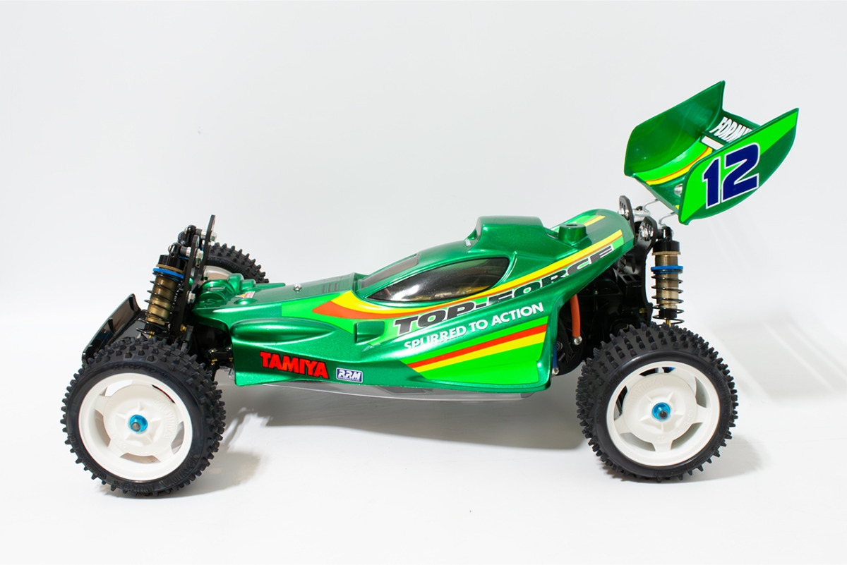 【中古販売】　タミヤ　トップフォース サーボ・ブラシレスモーター10.5T・ESC・オプション多数(未走行)