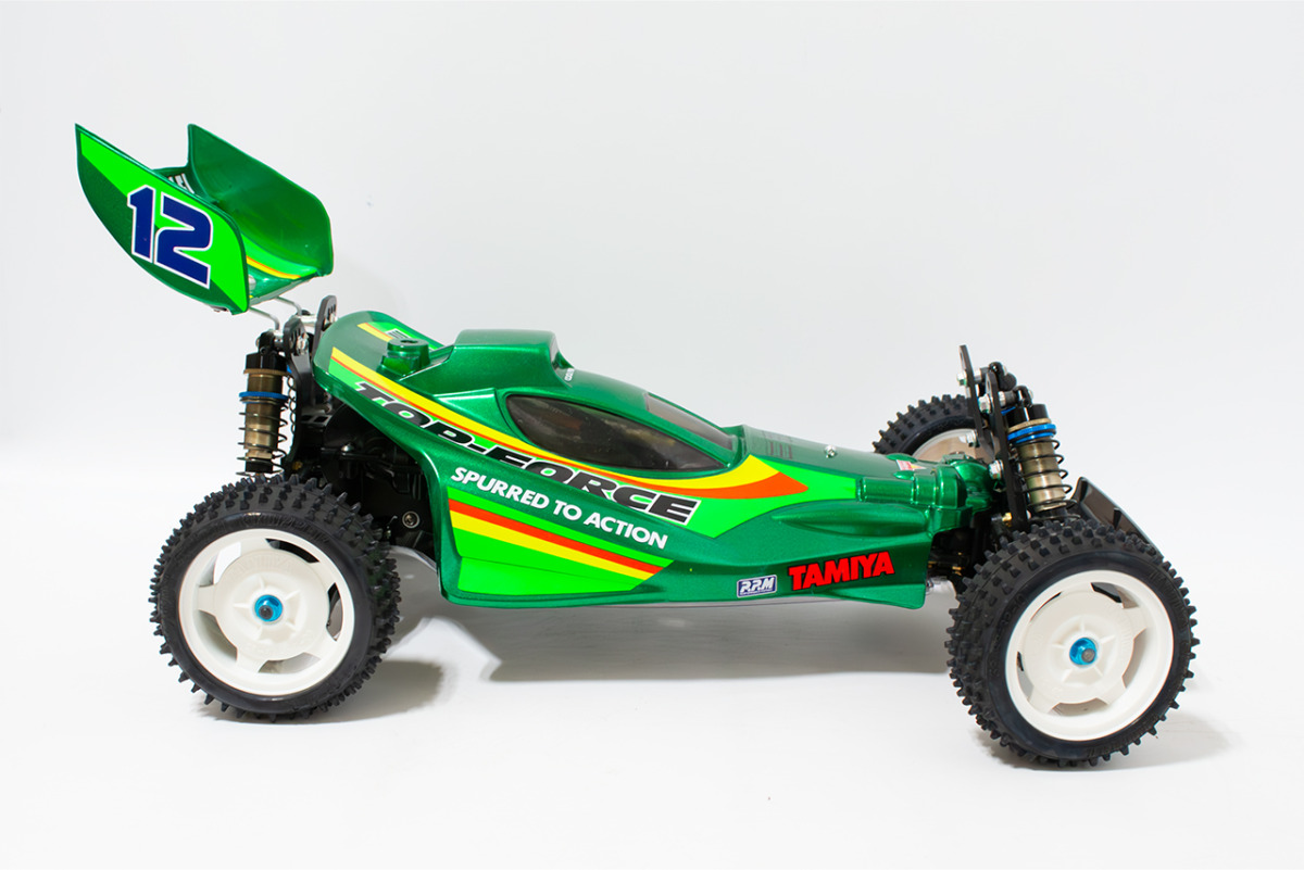 【中古販売】　タミヤ　トップフォース サーボ・ブラシレスモーター10.5T・ESC・オプション多数(未走行)