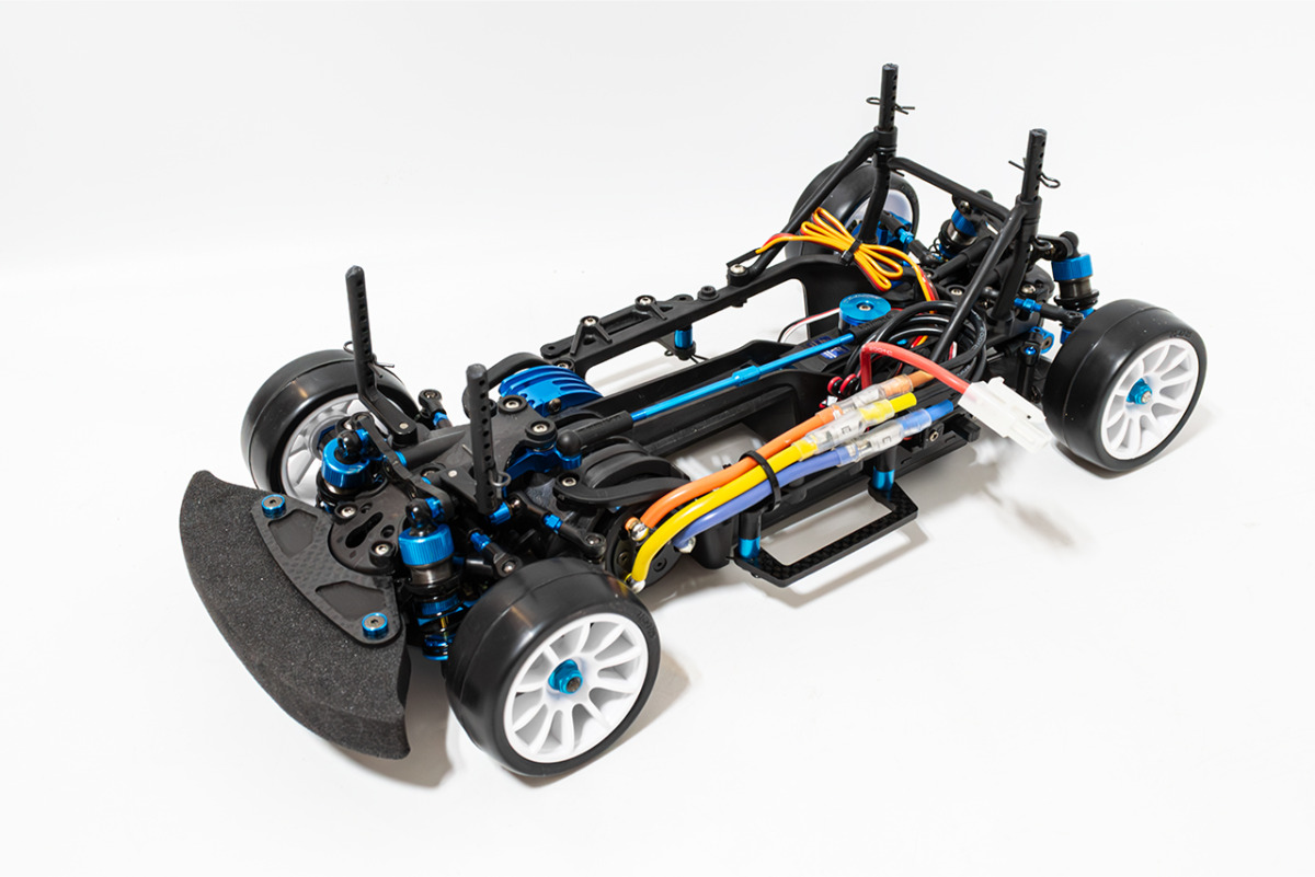 【中古販売】　タミヤ　M-07 CONCEPT サーボ・ブラシレスモーター15.5T・ESC・オプション多数(未走行)