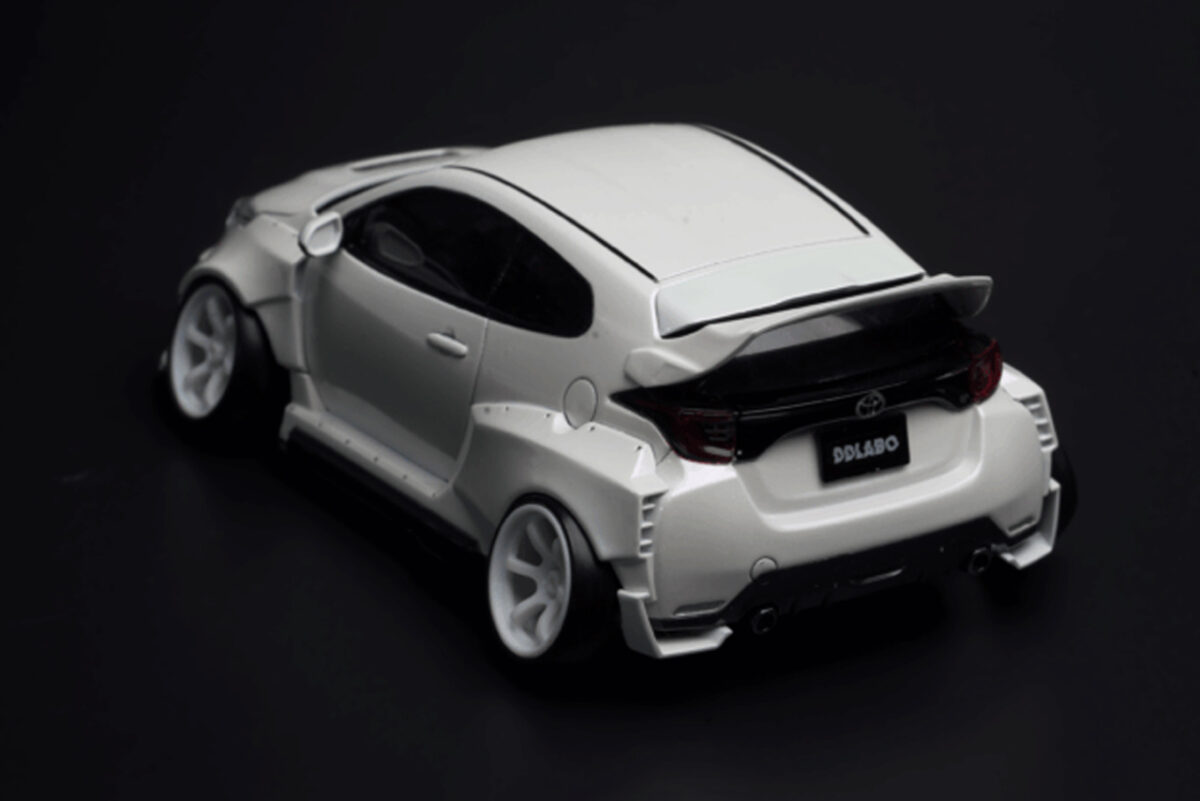 DDLABO Widebody kit V1 for MZN218 MINI-Z GR Yaris / DDLABO ワイドボディキットV1　MZN218 MINI-Z GRヤリス用　DDL-AR003