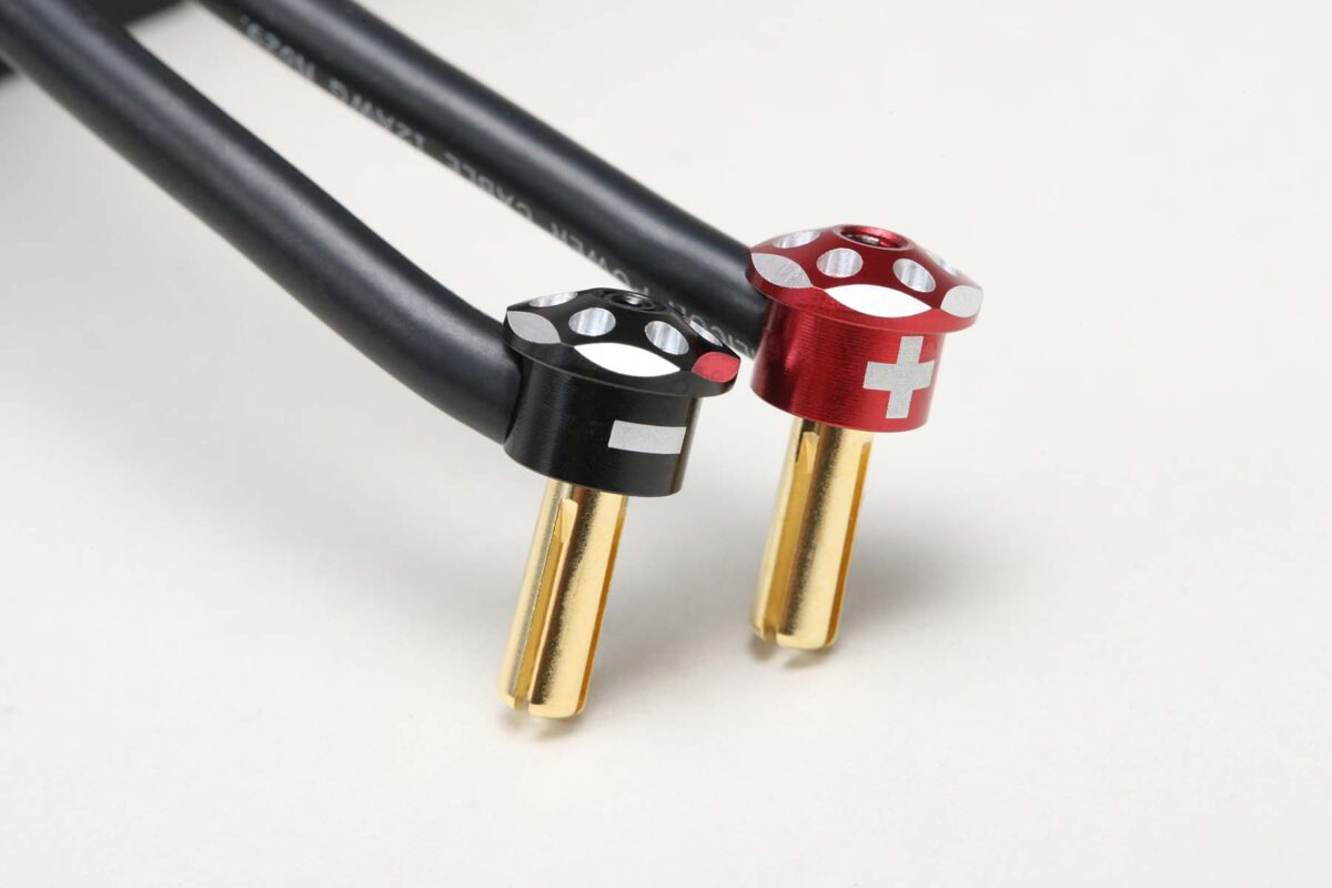 ヨコモ　 Racing Performer アルミ製 バッテリープラグ キャップ セット Φ4 (赤/黒)　　RP-121P4
