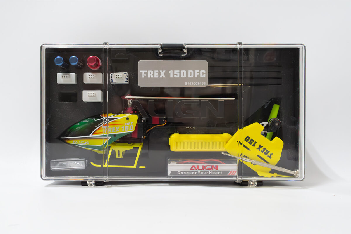 【中古販売】　ALIGN　TREX 150 DFC スペアパーツ・ケース付き