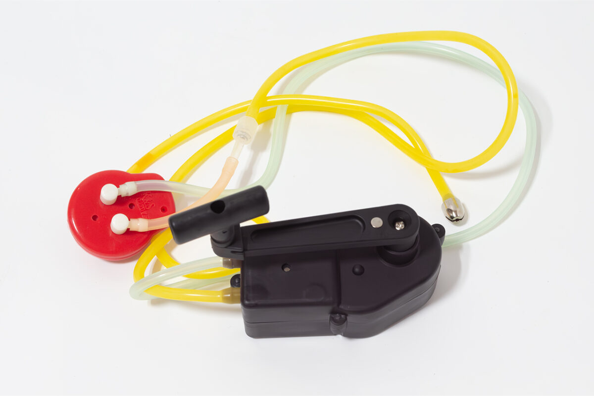 【中古販売】　ALIGN　ヘリコプター用スターター アルミ工具箱 燃料ポンプ　他