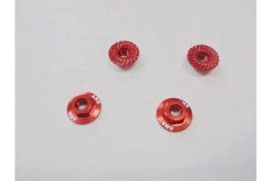 AMR　M4大径アルミフランジナット（レッド/セレート付/4pcs）　AMR-025R