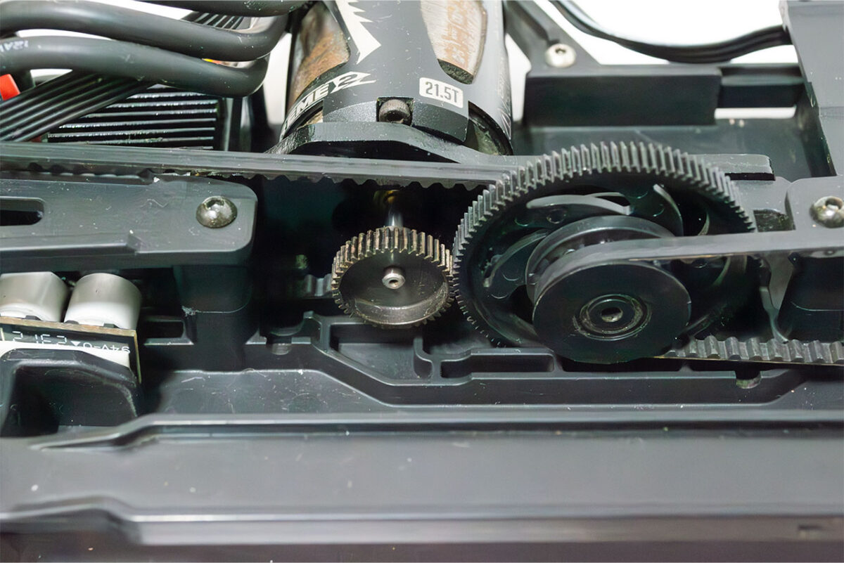 【中古販売】　ヨコモ　RS2.0 サーボ・モーター・ESC・オプションパーツ・スペアパーツ付き