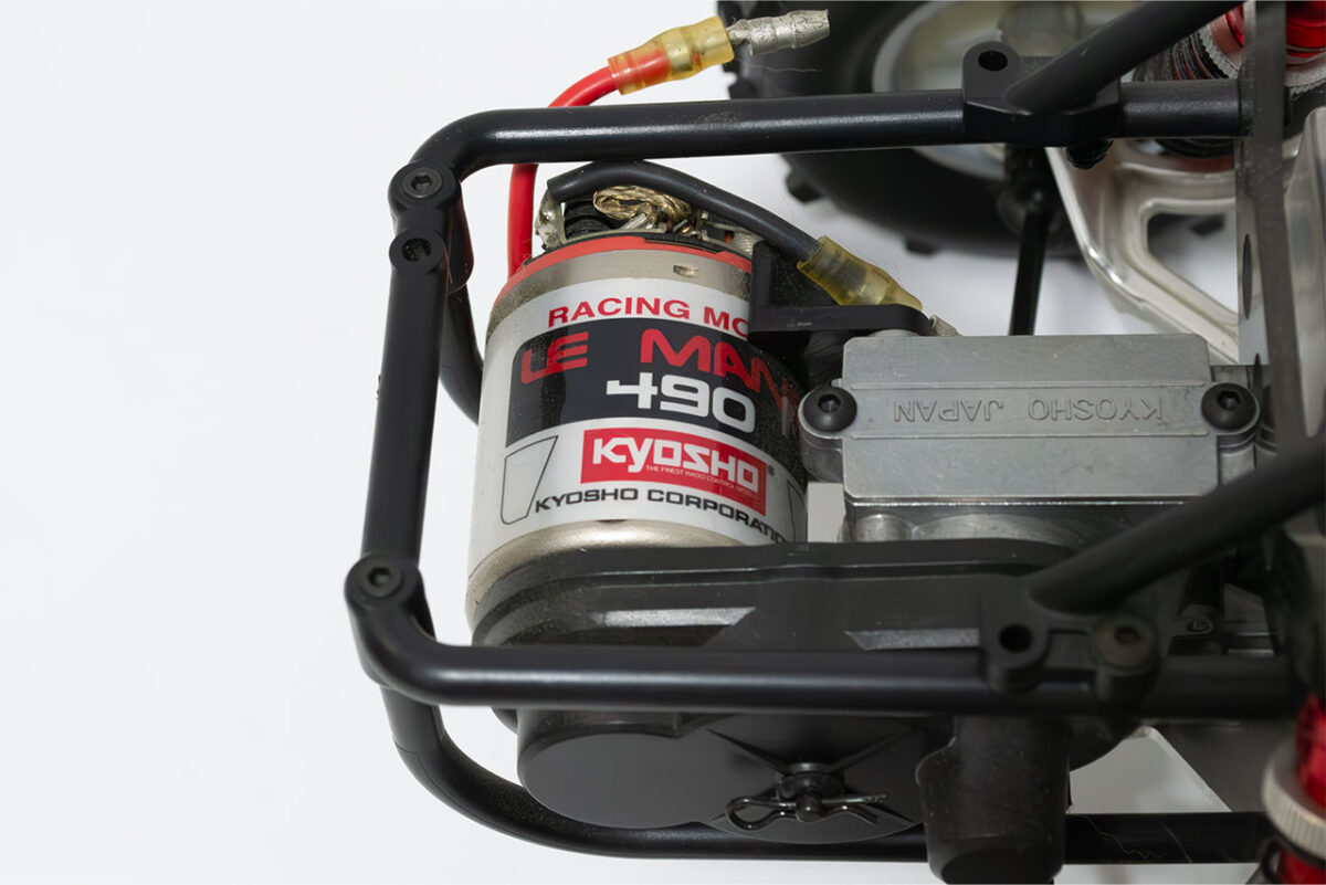 【中古販売】京商　ビートル　モーター・スペアタイヤ・オプション多数付(未走行)