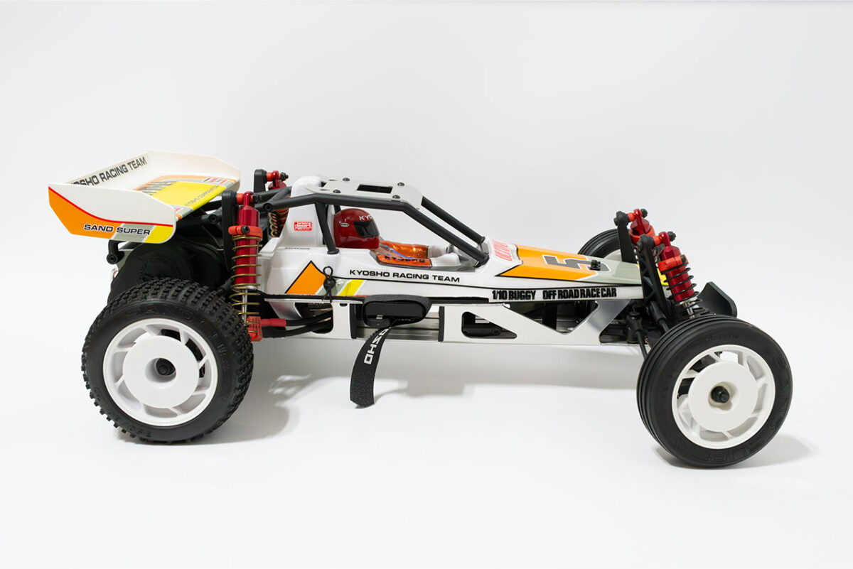 【中古販売】京商　アルティマ　ESC・モーター・オプション付(未走行)