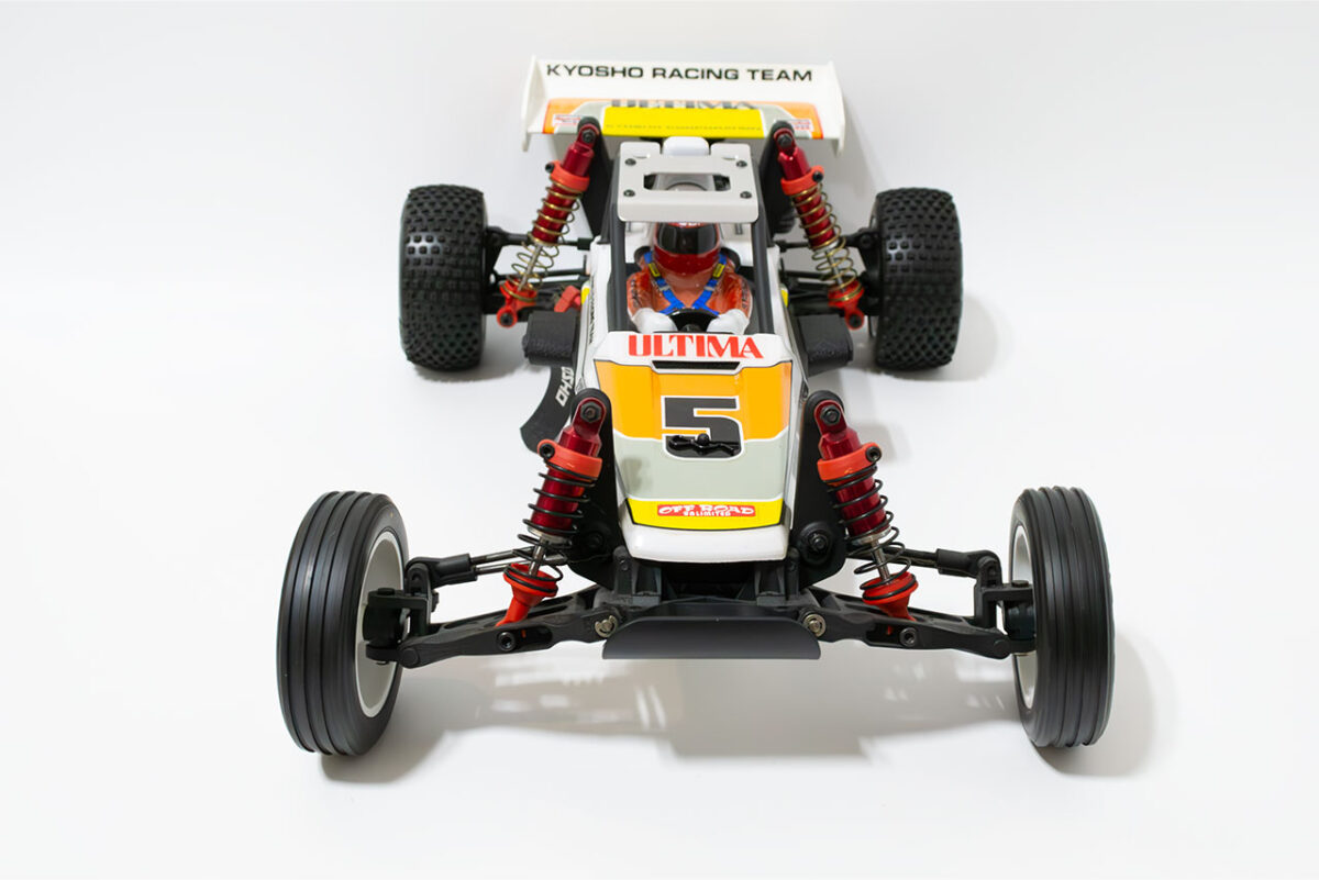 【中古販売】京商　アルティマ　ESC・モーター・オプション付(未走行)