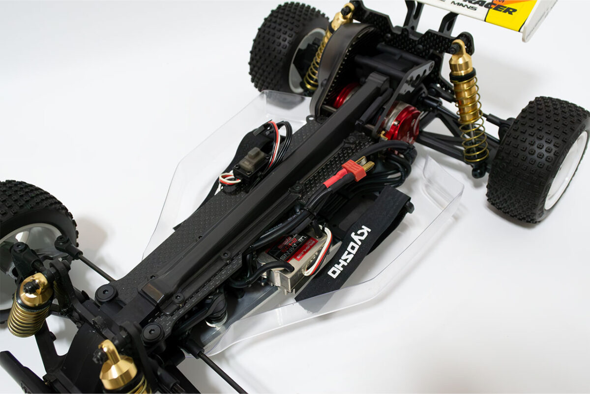 【中古販売】京商　オプティマミッド　サーボ・モーター・ESC・オプション多数付(未走行)