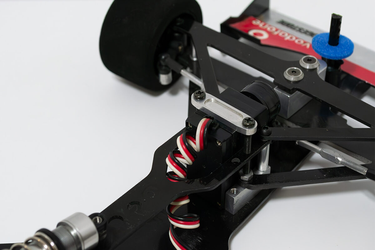 【中古販売】　テックレーシング　TF108 オプションリンクサス仕様