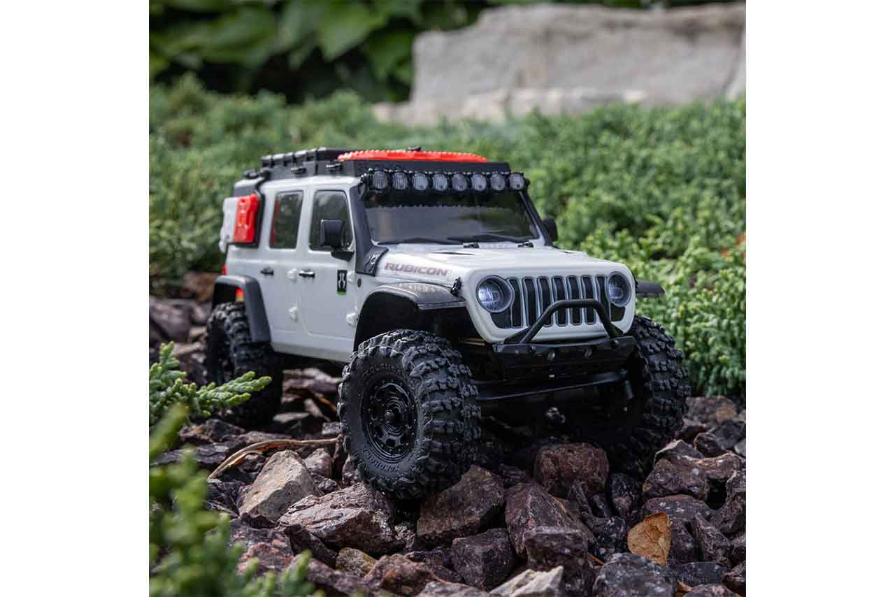 アキシャル　1/30 SCX30 Jeep Wrangler JLU 4X4 RTR Brushed Rock Crawler (Battery & Charger Included), White　AXI-2261T2