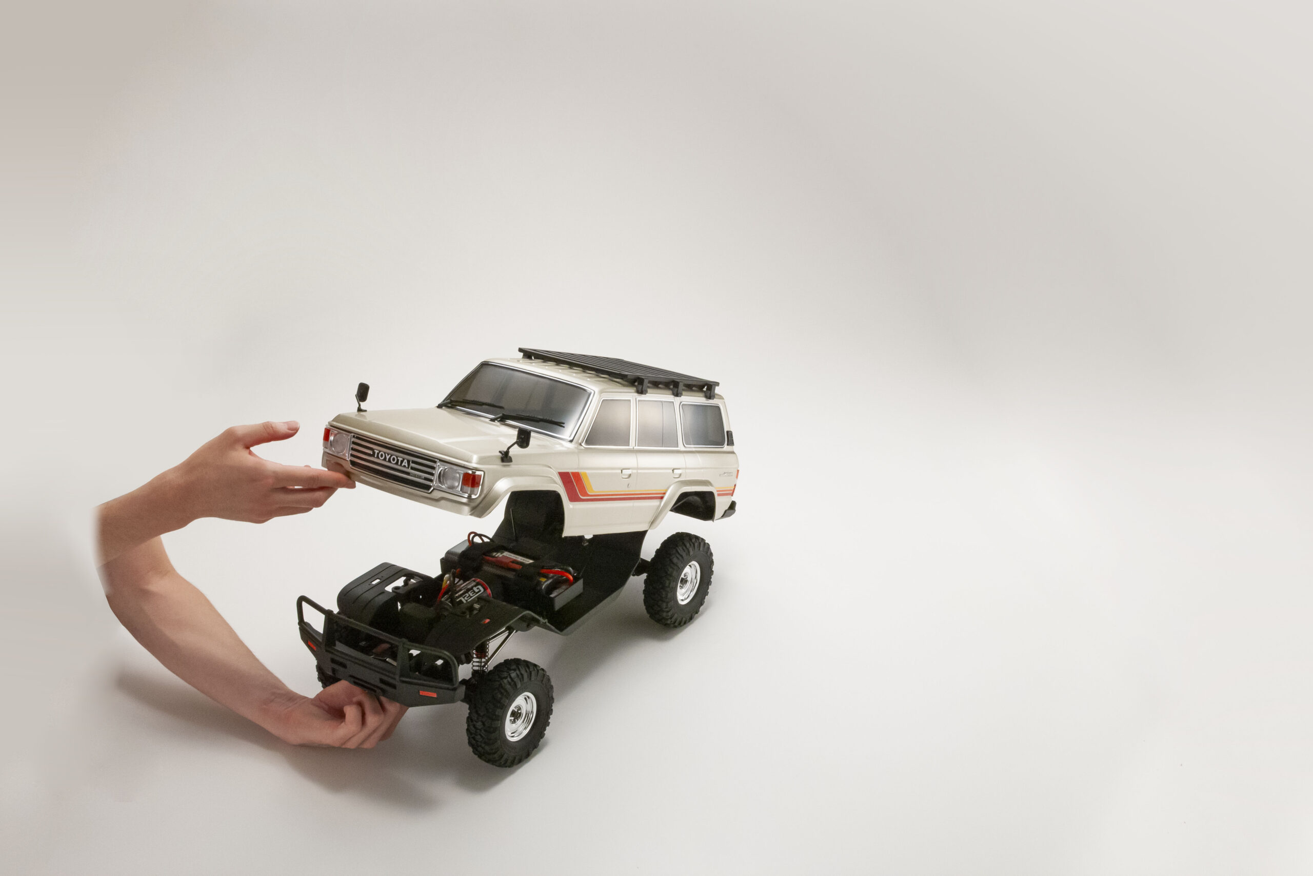 京商 トヨタ ランドクルーザー 60 ボディタイプ 1 レディセット 34801T1