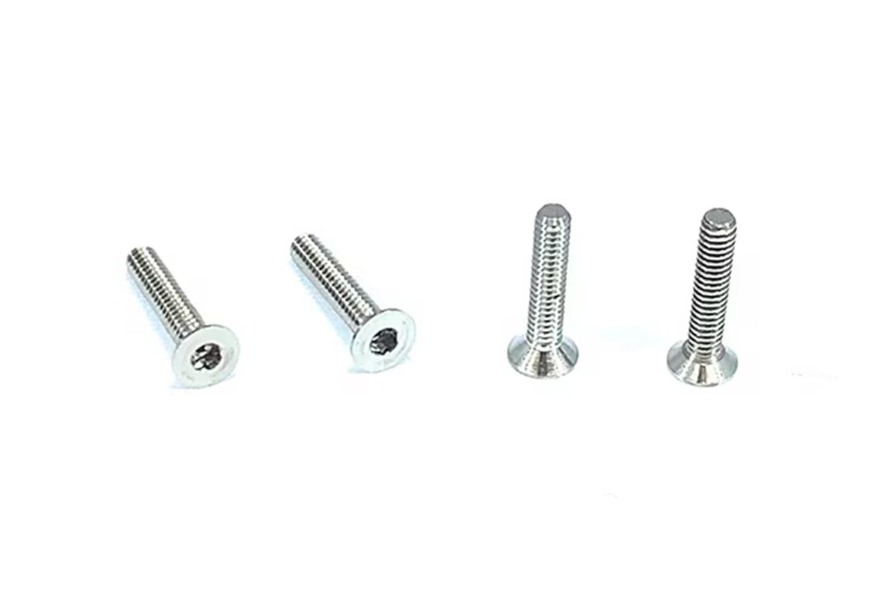 スクエア　切削64チタンヘックス皿ビス M2×10mm 4pcs　SCT-210