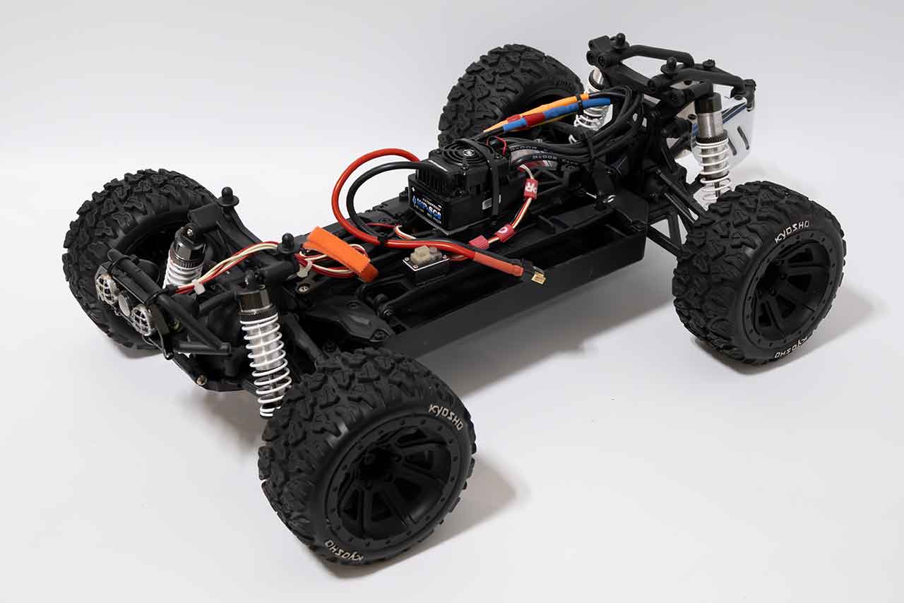 【中古販売】　京商　マッドバグ フタバレシーバー・ESC・サーボ付き　