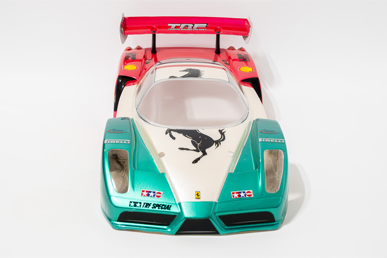 【中古販売】タミヤ　エンツォ フェラーリ ボディ　塗装済み
