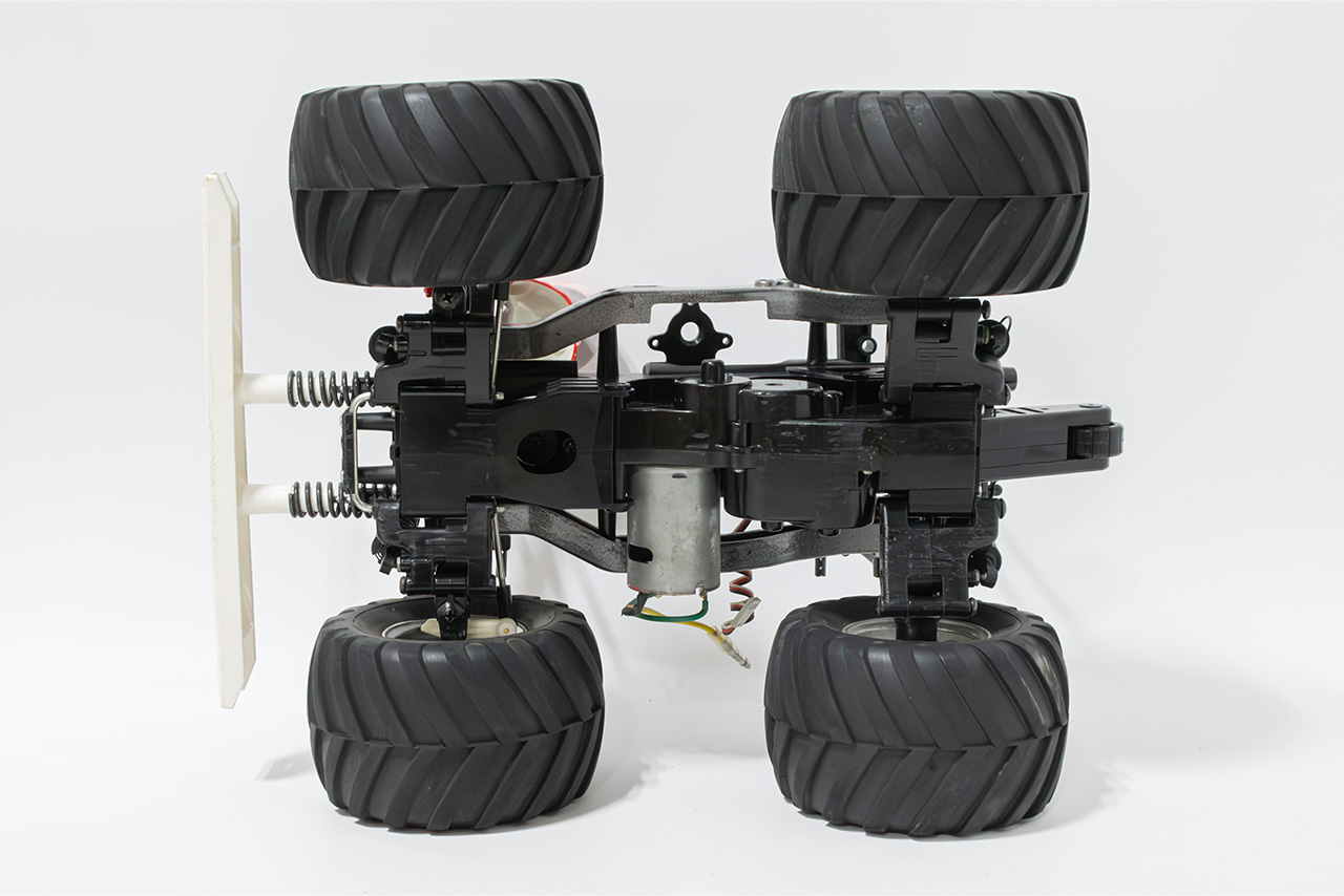 【中古販売】　タミヤ　フォルクスワーゲン　タイプ２(T1)(WR-02)ウィリー　モーター・サーボ・フルベアリング 付き