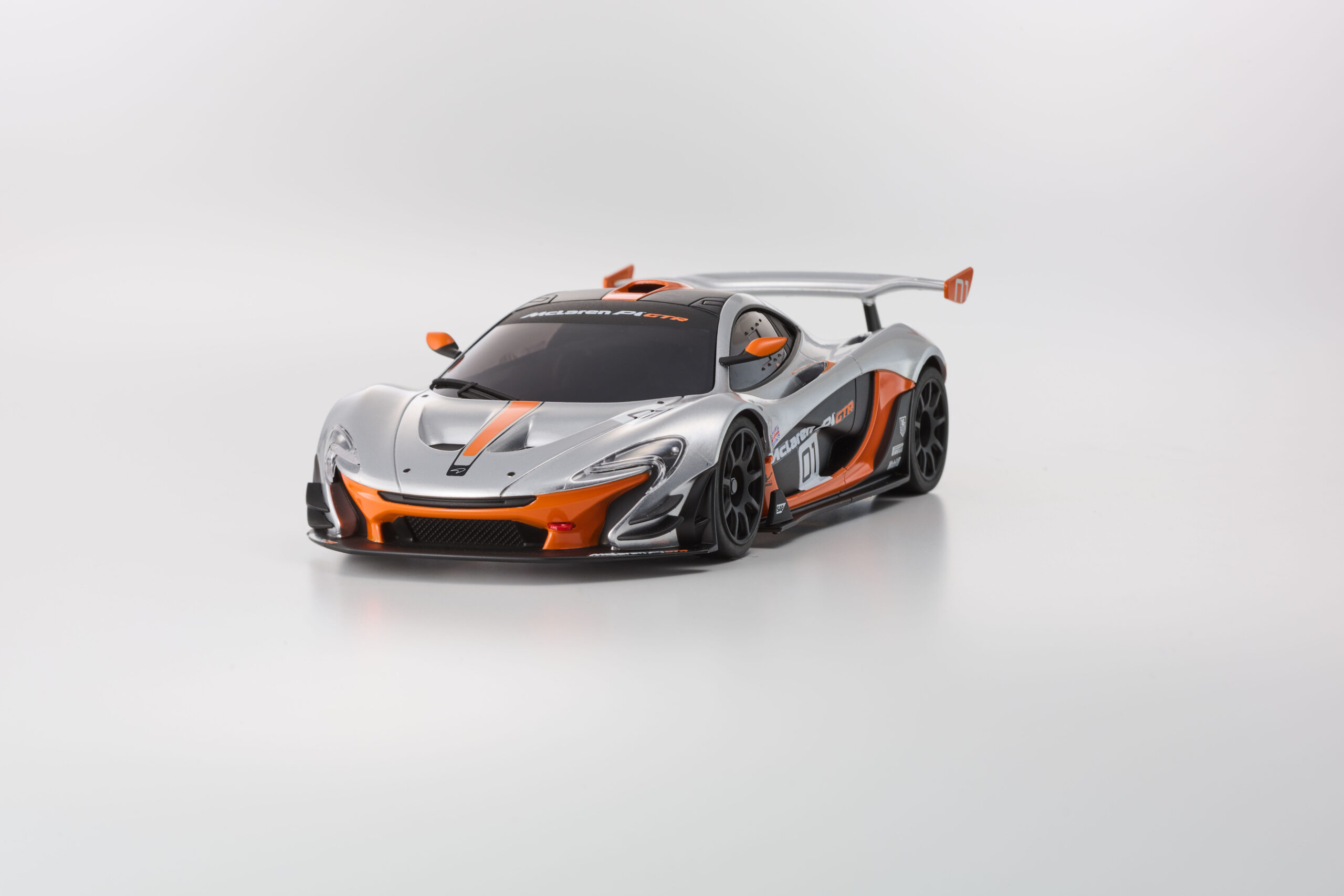 京商　オートスケールコレクション ASC W-MM McLaren P1 GTR シルバー/オレンジ MZP260SO