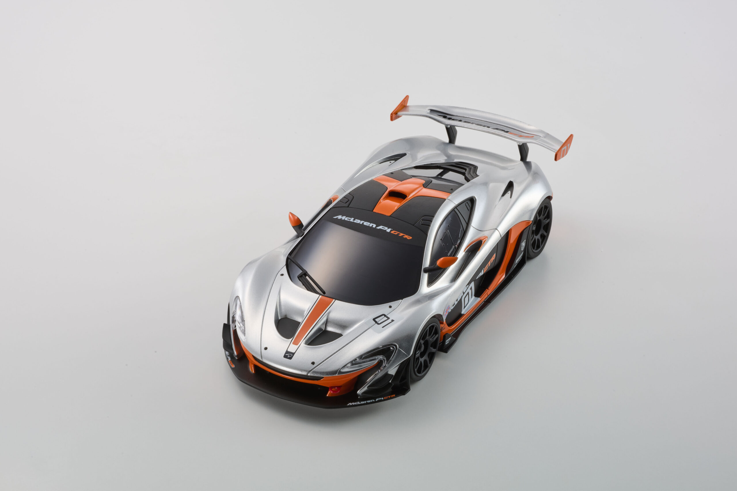 京商　オートスケールコレクション ASC W-MM McLaren P1 GTR シルバー/オレンジ MZP260SO