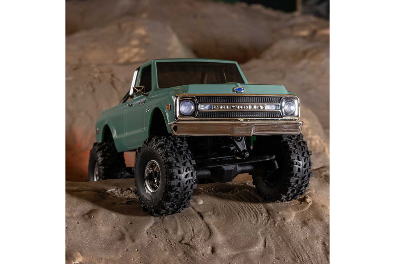 アキシャル　1/30 SCX30 Chevrolet K10 4X4 RTR Brushed Rock Crawler (Battery & Charger Included), Green　AXI-2260T1