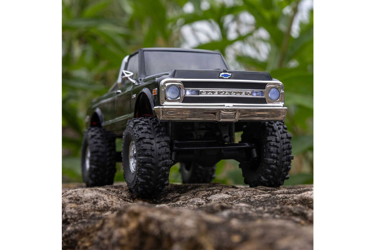 アキシャル　1/30 SCX30 Chevrolet K10 4X4 RTR Brushed Rock Crawler (Battery & Charger Included), Black　AXI-2260T2