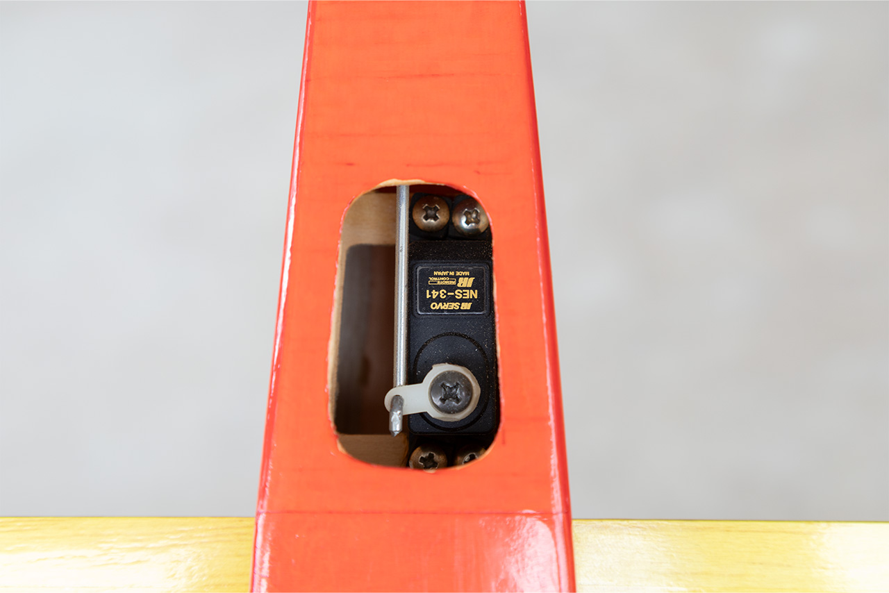 【中古販売】 QRP 400レーサー  サーボ・モーター・モータースイッチ付き